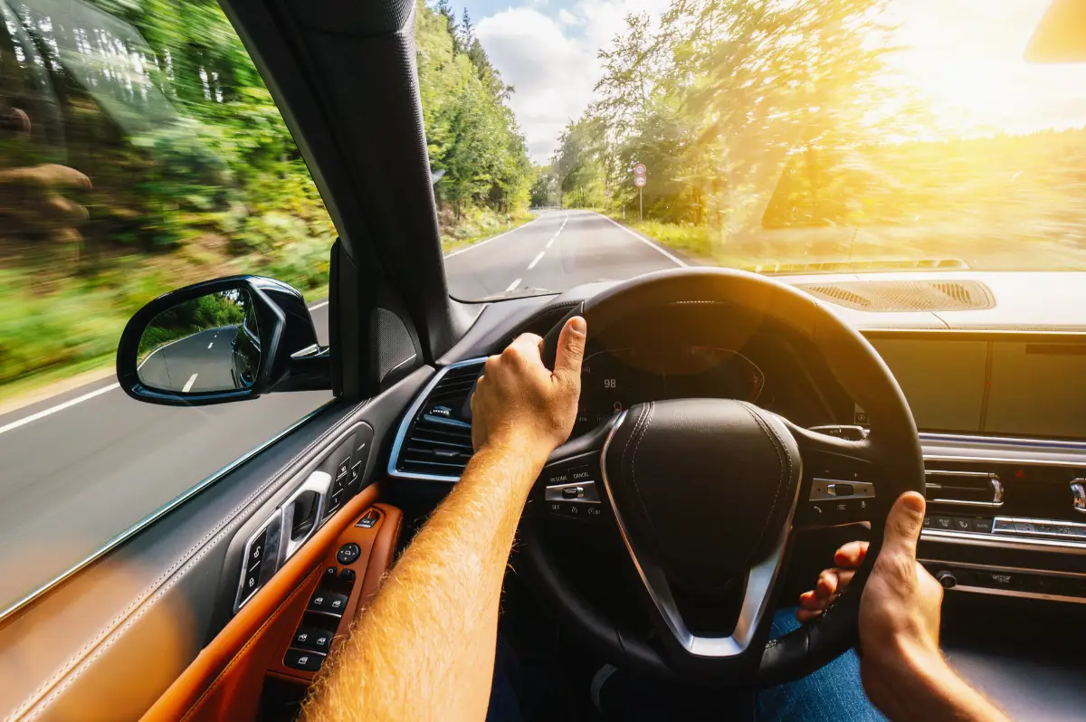 Auto vor Sommerhitze schützen: 7 effektive Methoden für Langzeitschutz