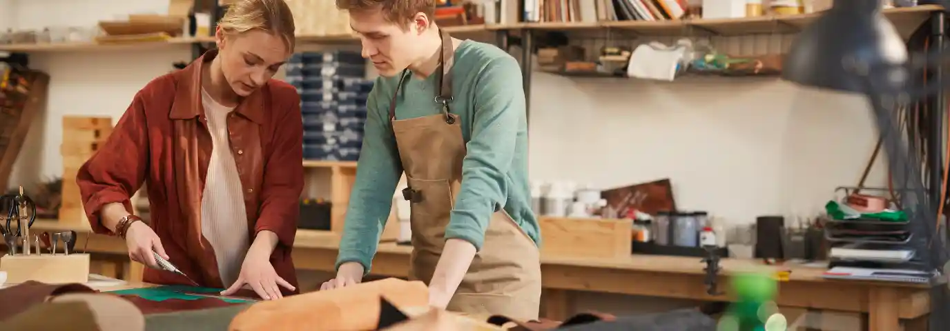 Handwerkliche Berufe mit Zukunft: 7 zukunftssichere Jobs 2025