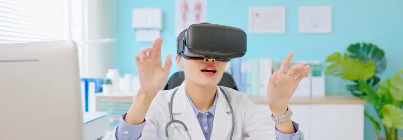 Digitale Arztpraxis 2025: Technische Voraussetzungen & KI-Assistenten
