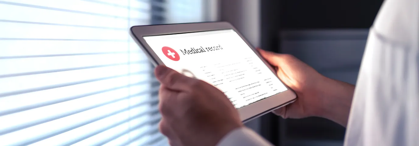 Digitale Gesundheitsakte in der Pflege: Datenmanagement & DSGVO-konforme Implementierung