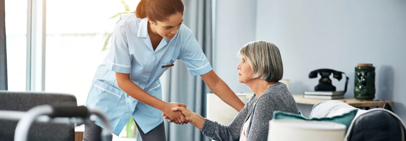 Langzeitpflege nach Schlaganfall: Therapien, Alltag & Unterstützung