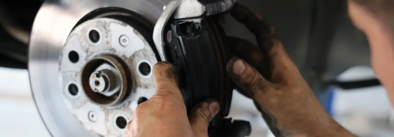 DIY Brake Pad Replacement: Complete Guide to Tools, Torque & Bedding Procedures DIY Brake Pad Replacement: Complete Guide to Tools, Torque & Bedding Procedures