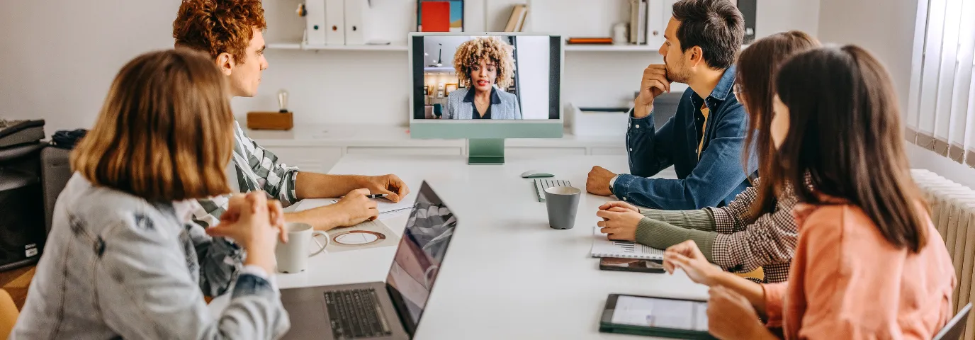 Hybrid Interpreting Setup: Complete Guide to Remote & On-Site Solutions Hybrid Interpreting Setup: Complete Guide to Remote & On-Site Solutions